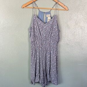 Peach Love California Blue Floral Romper NWT Small